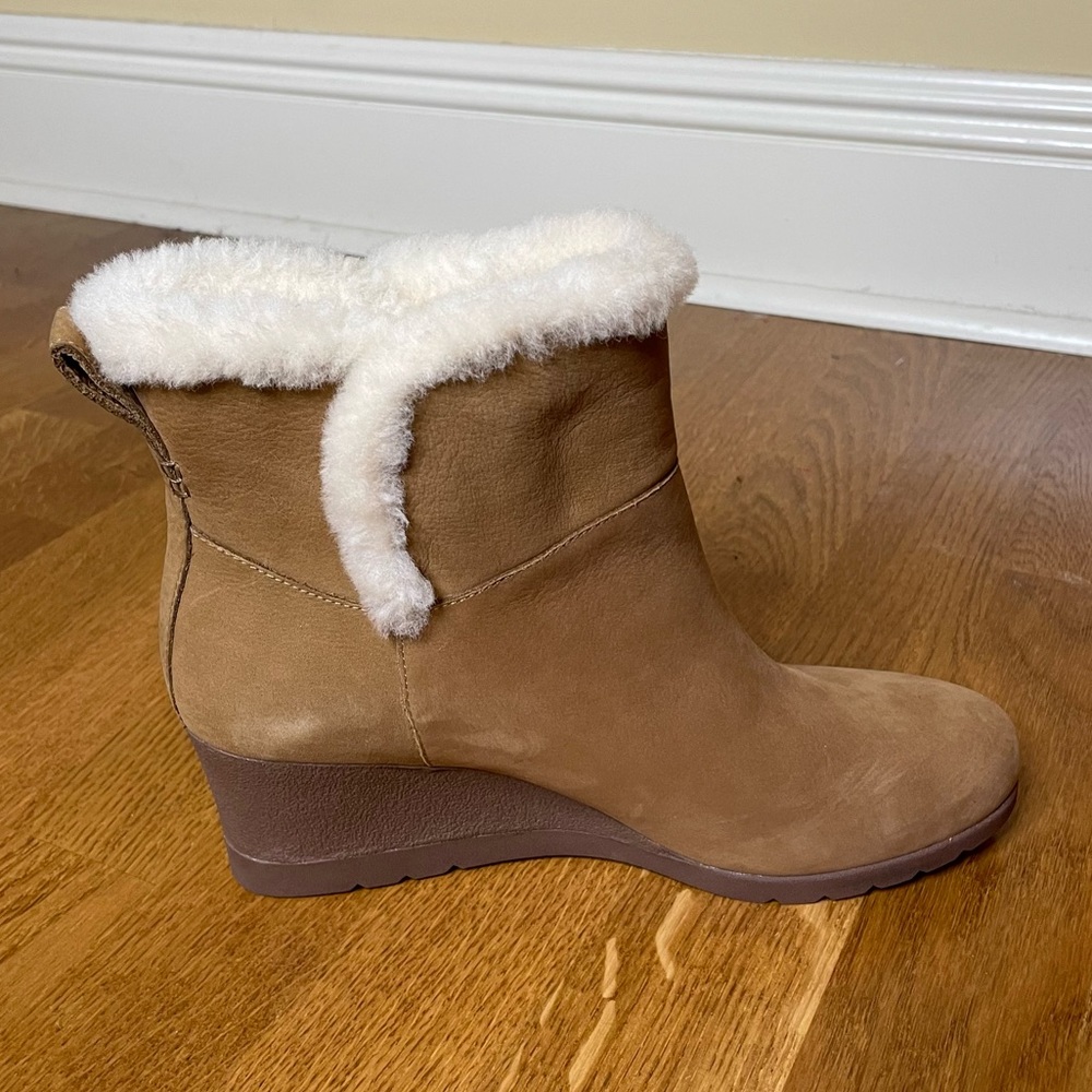 Ugg Devorah Wedge Ankle Boot - image 8
